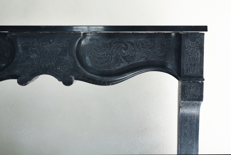 Noir de Mazy fireplace